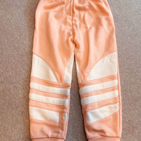 Adidas Joggers kids - Picture 3 of 4